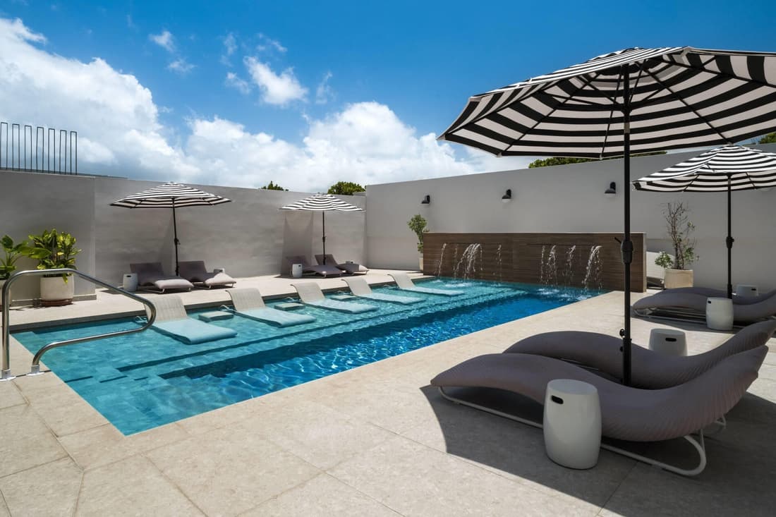 Bali Hotel Adults Only Isla Verde, a Trademark by Wyndham