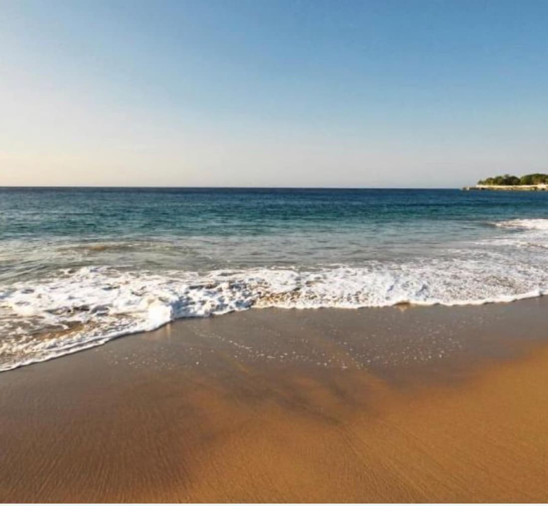2 Bedroom 3 bath Beachfront Condo