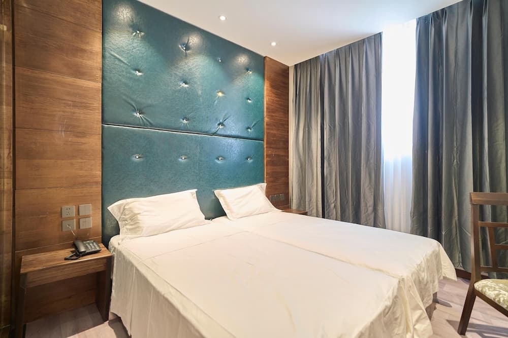 HOTEL DORSETT