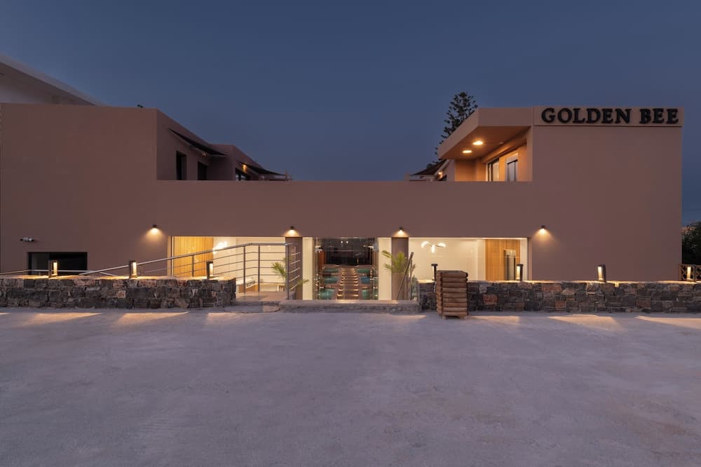 Golden Bee Lifestyle