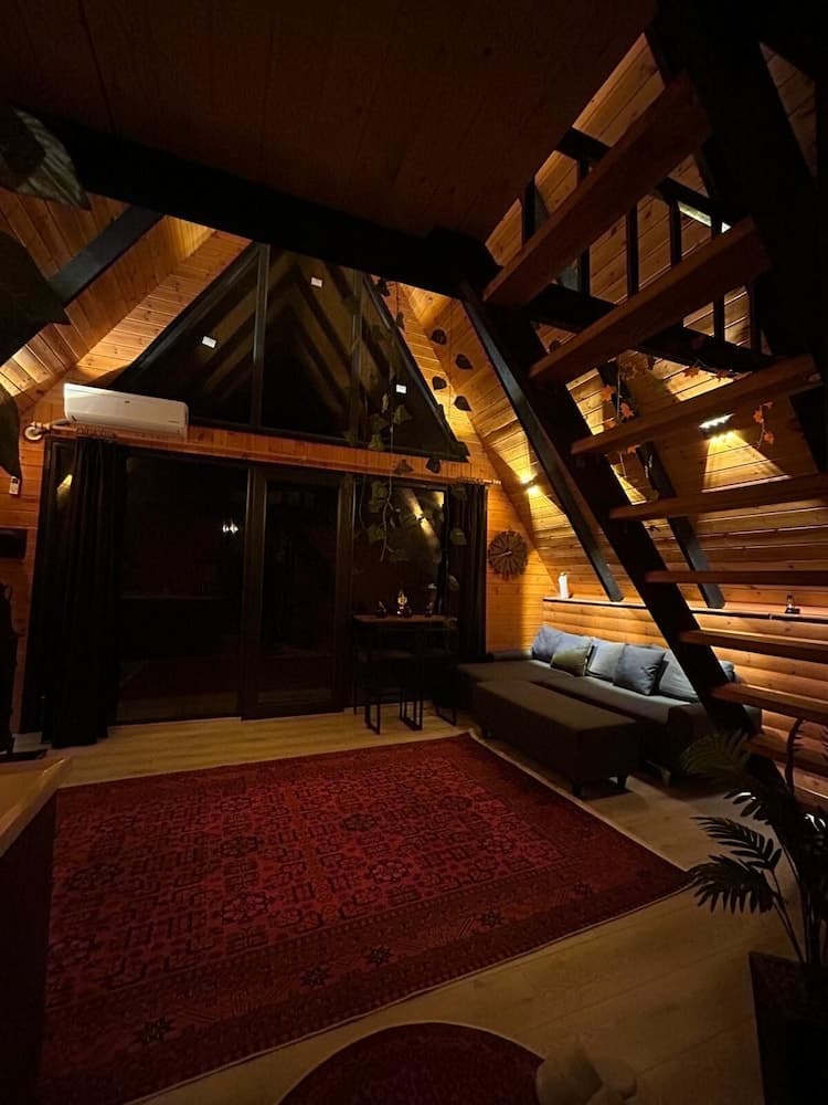 MİRA BUNGALOV