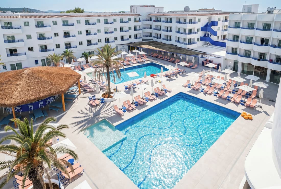 Coral Star Hotel & Apartments