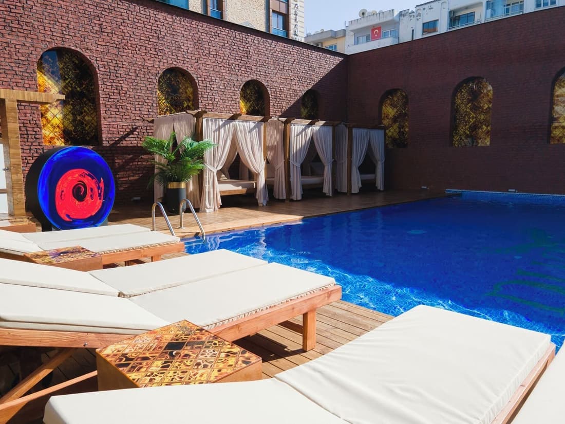 Duqqan Deluxe Hotel
