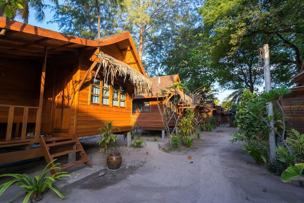 Lipe Beach Resort