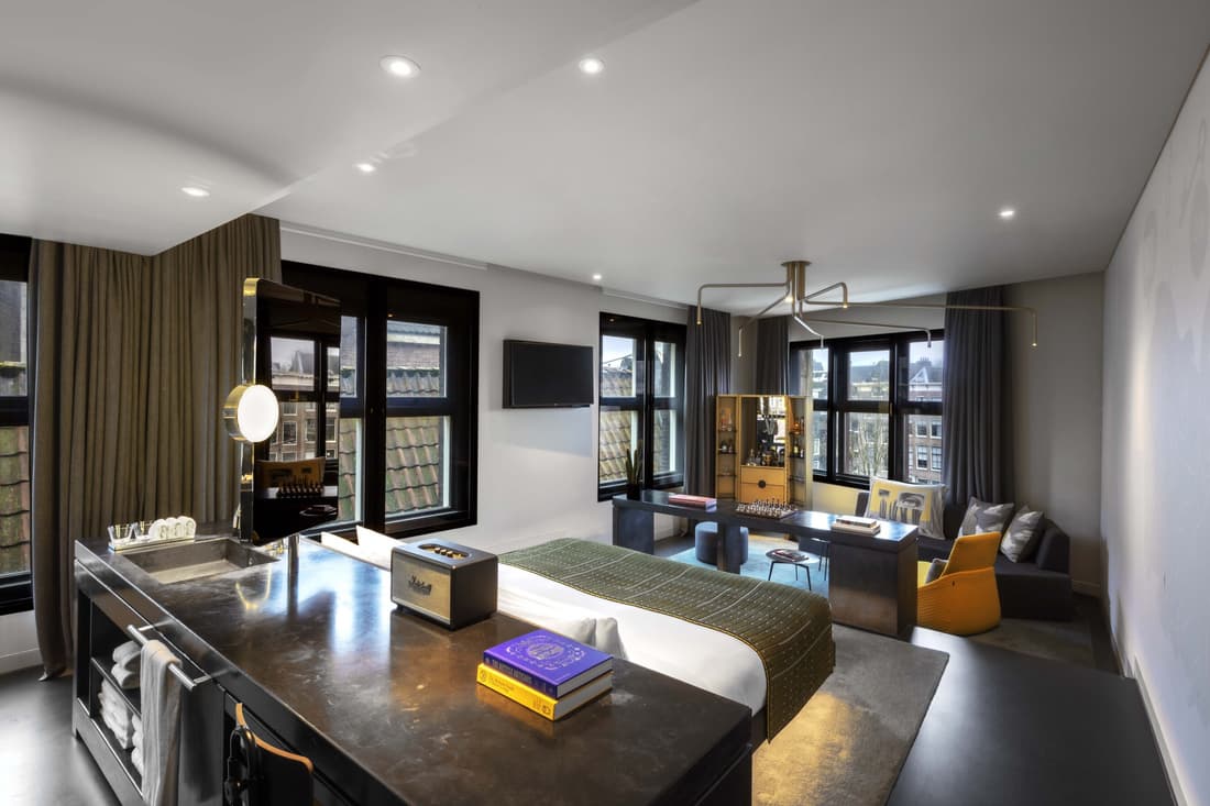 W Amsterdam
