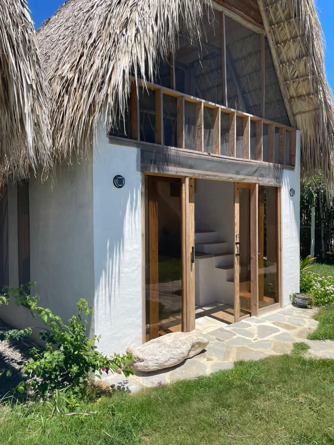 Blue beach Eco-hotel by Sanfabini
