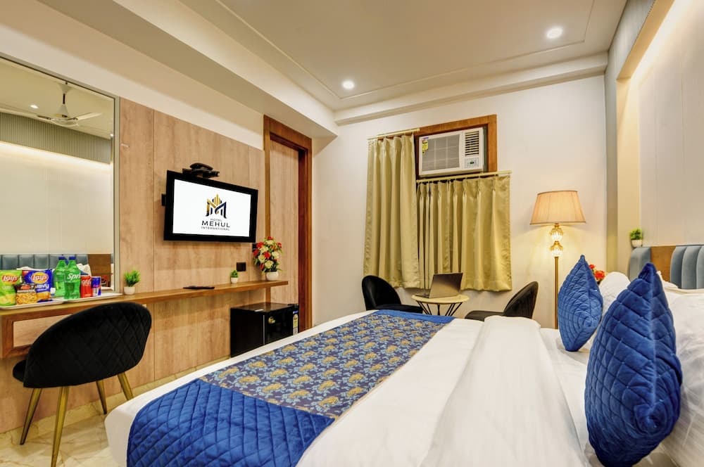 Hotel Mehul International -Near New Delhi Railway Station, Paharganj & Connaught Place
