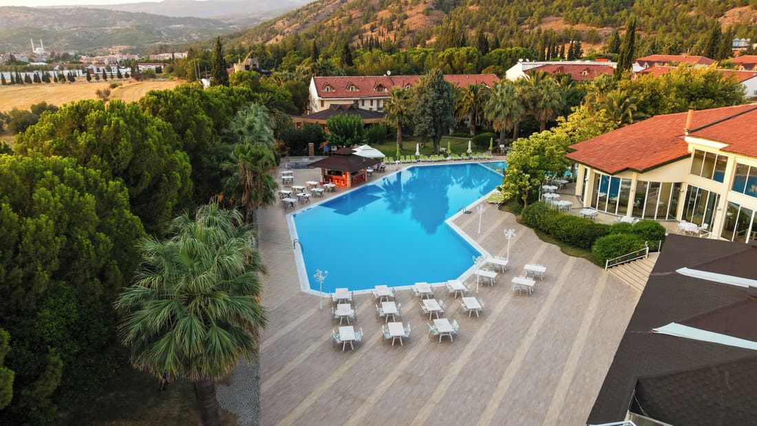 Lycus River Thermal Hotel