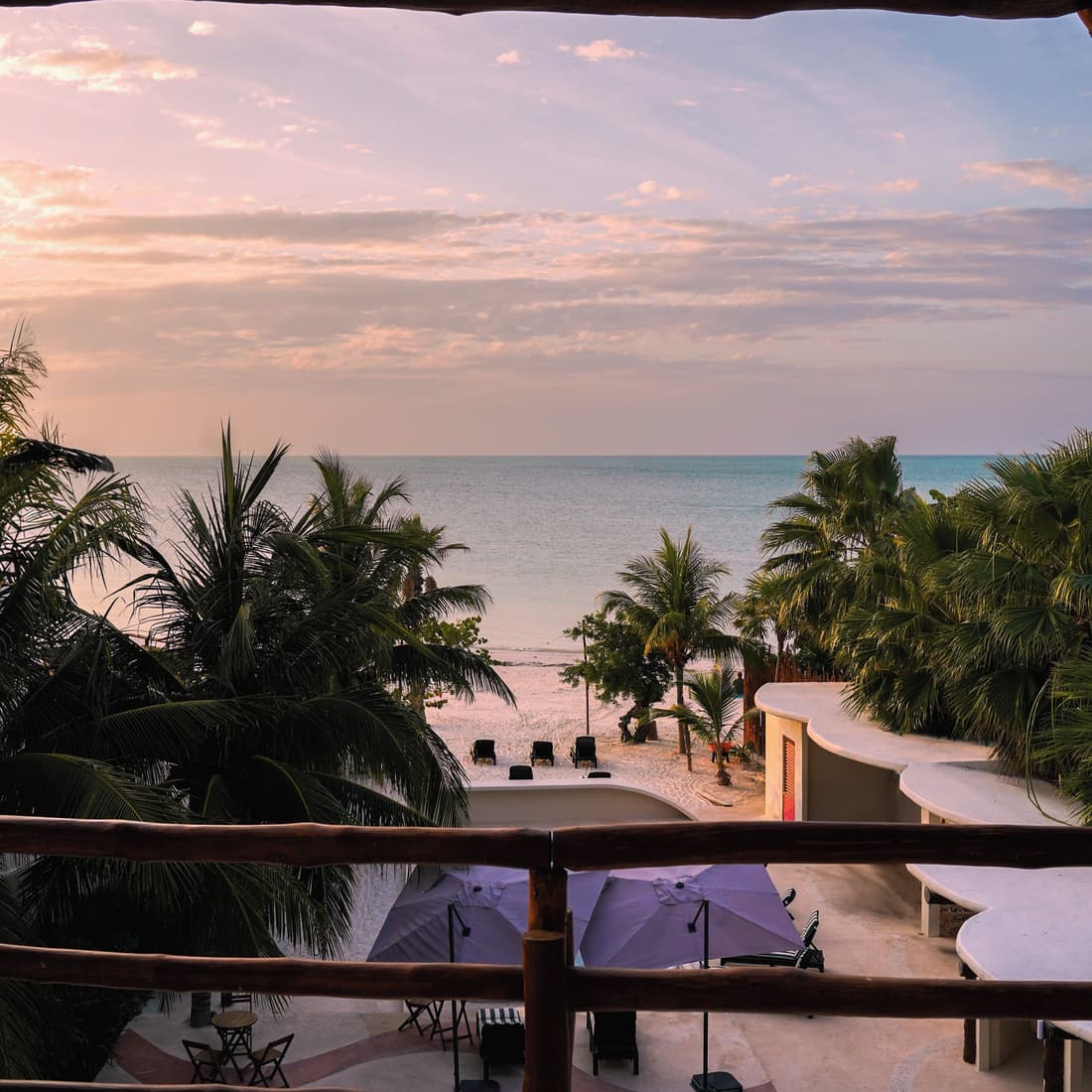 Beachfront Hotel Boutique DK