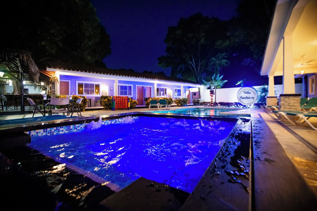 Villa Twelve27