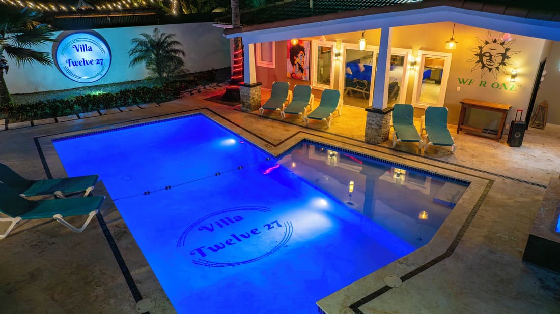 Villa Twelve27