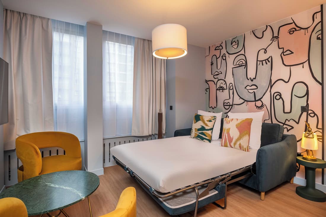 West Paris Suite
