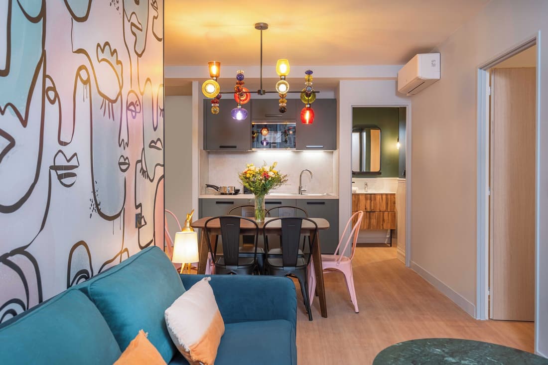 West Paris Suite