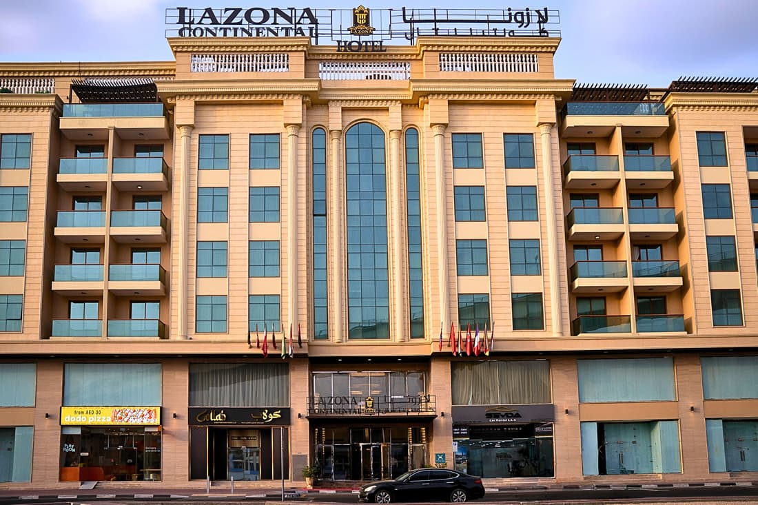 La Zona Continental Hotel