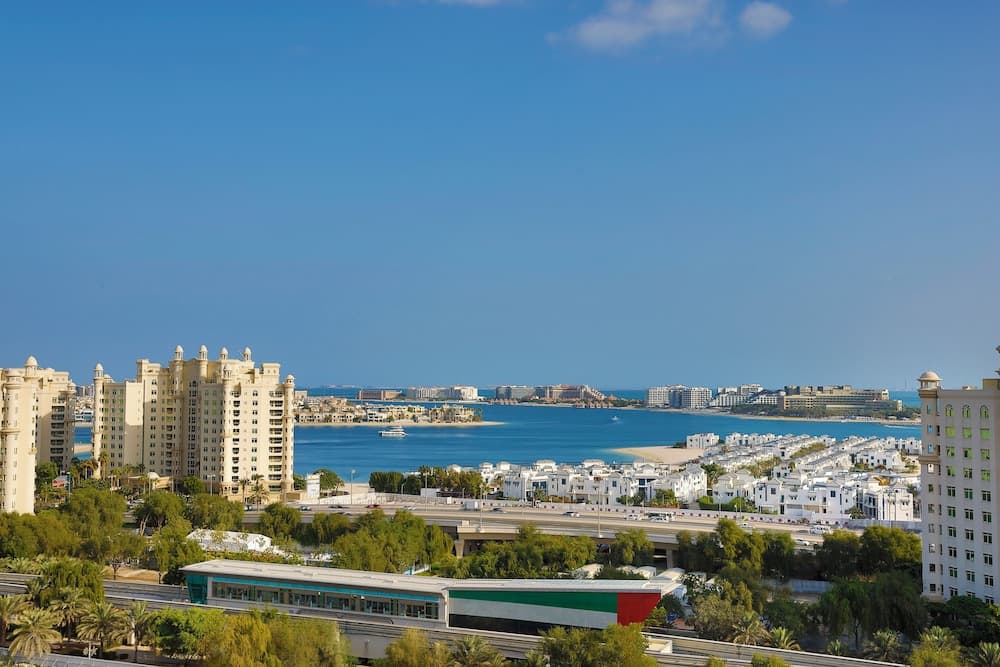Tumbi Hotel Dubai The Palm, Tapestry Collection by Hilton