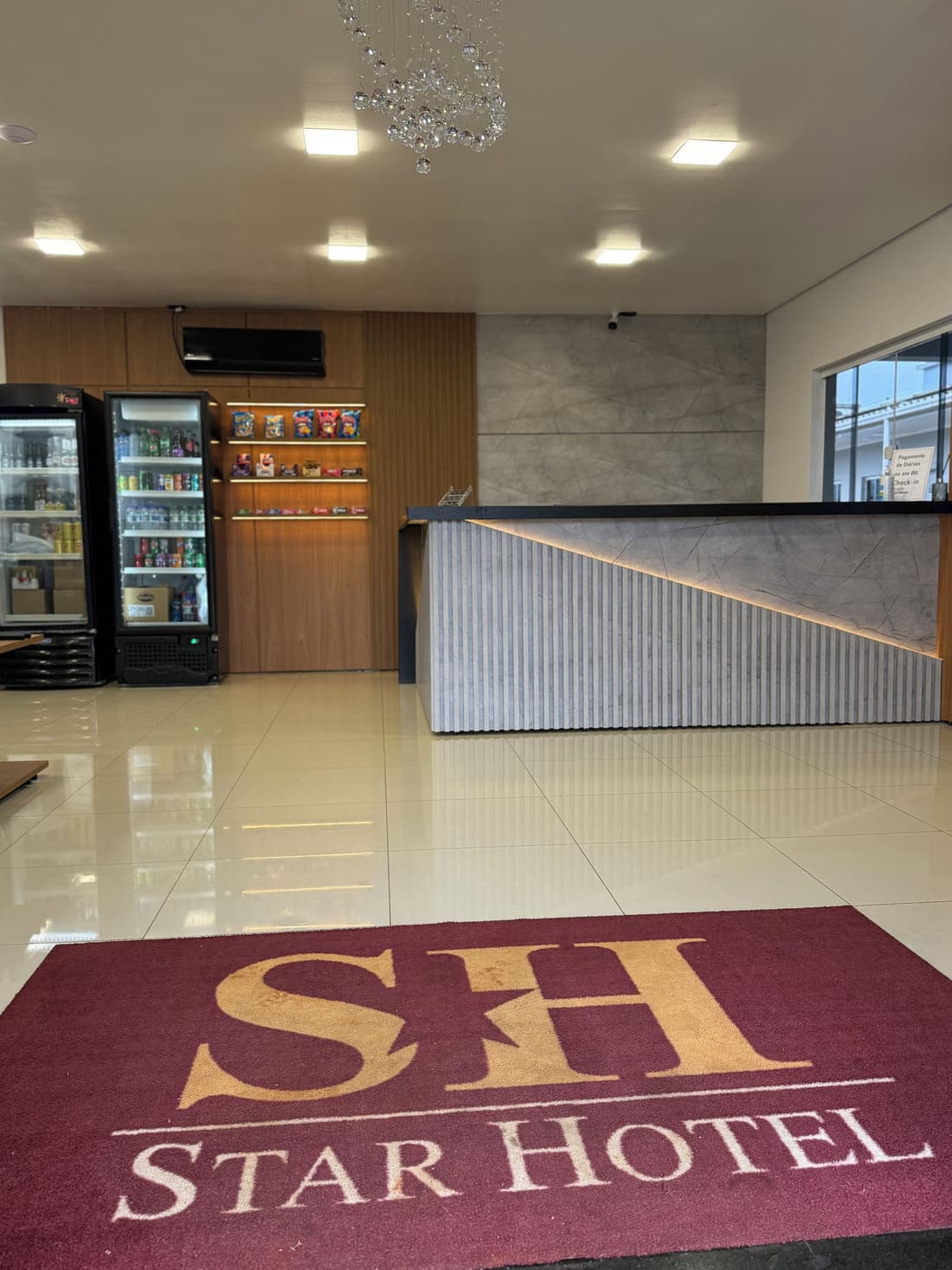 STAR HOTEL