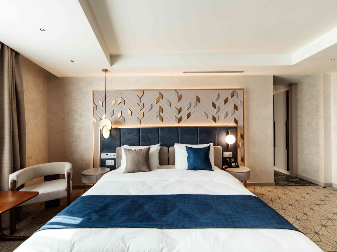 Meridian Luxury Boutique Hotel