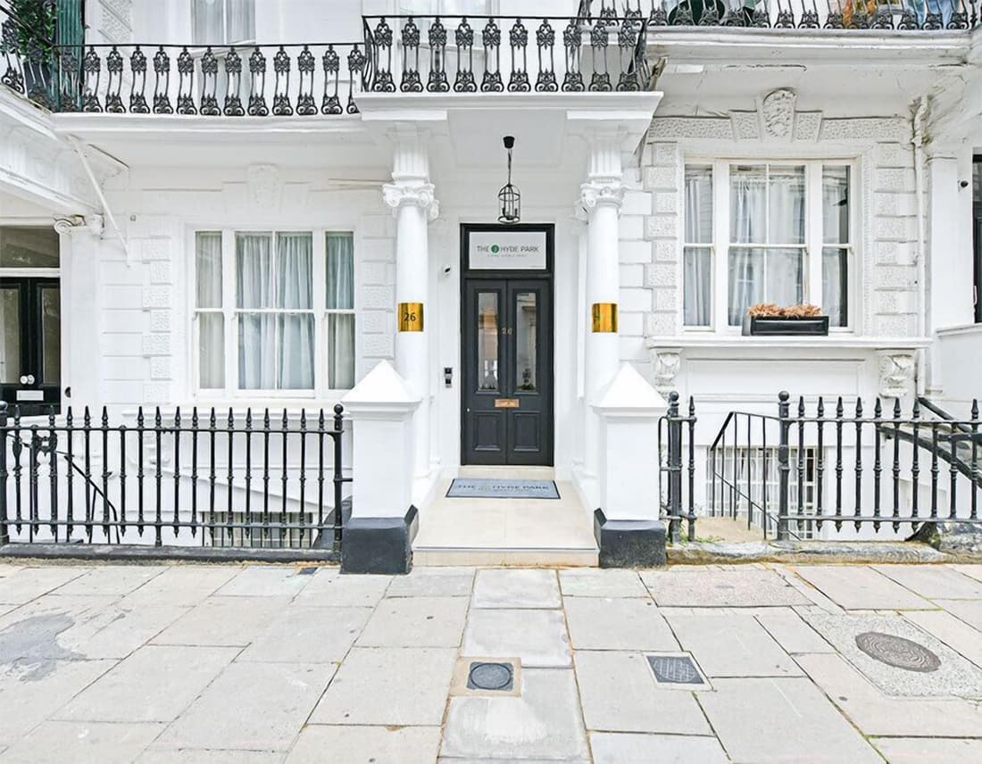 The J Hyde Park Hotel
