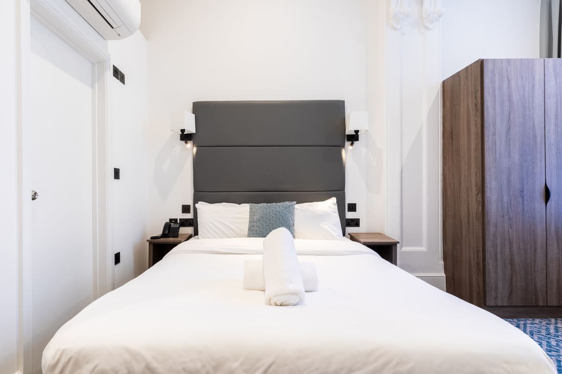 The J Hyde Park Hotel