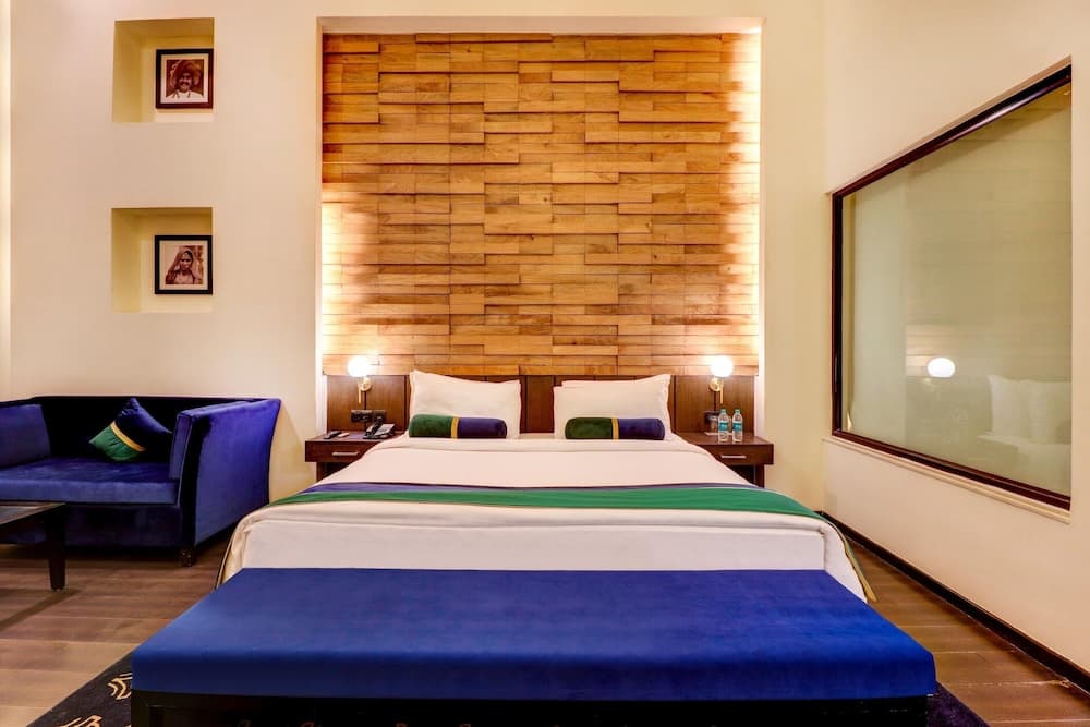 Hotel in Jaipur Near Hawa Mahal