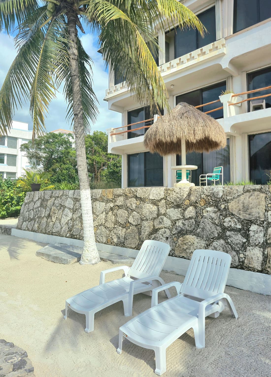 Condumel Condominiums