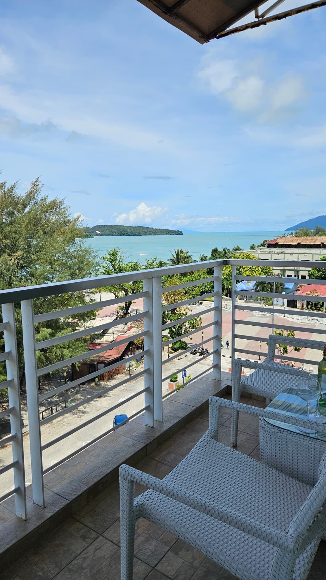 Cenang Plaza Beach Hotel