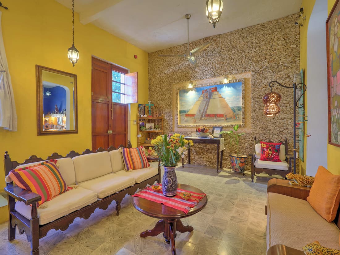 Casa Del Maya Bed & Breakfast