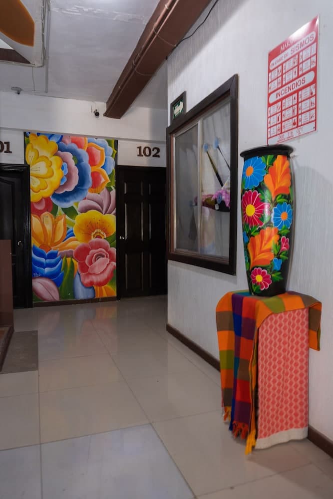 Hotel Makarios