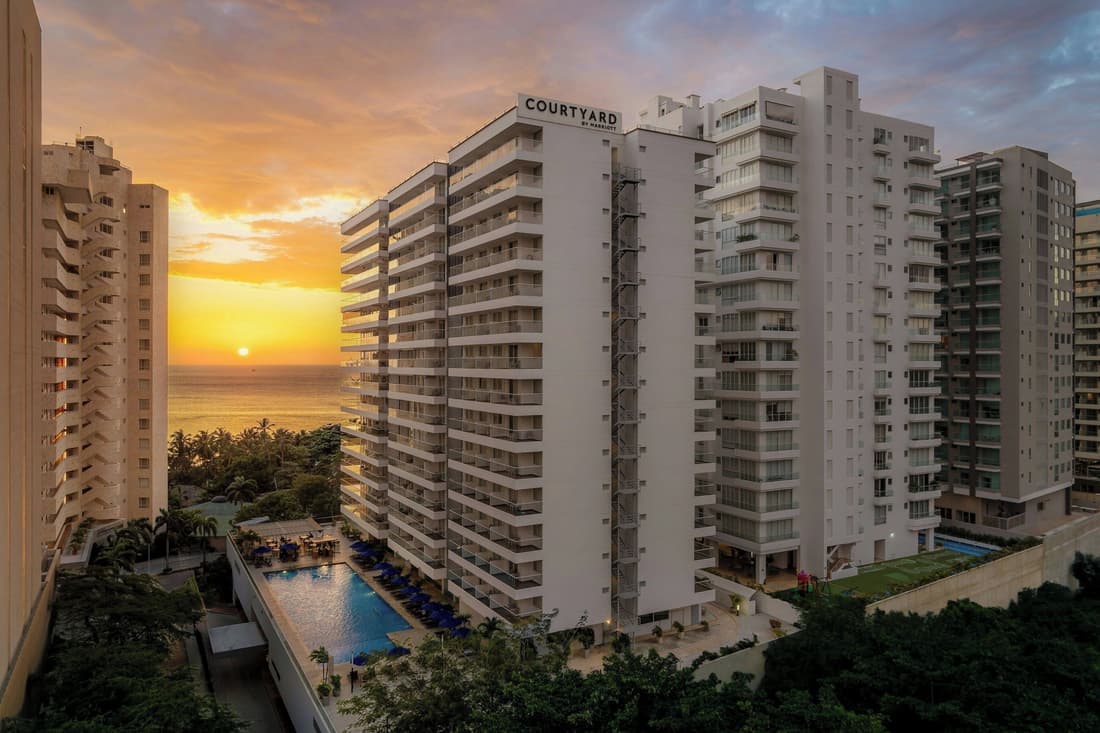 Courtyard By Marriott Santa Marta Resort