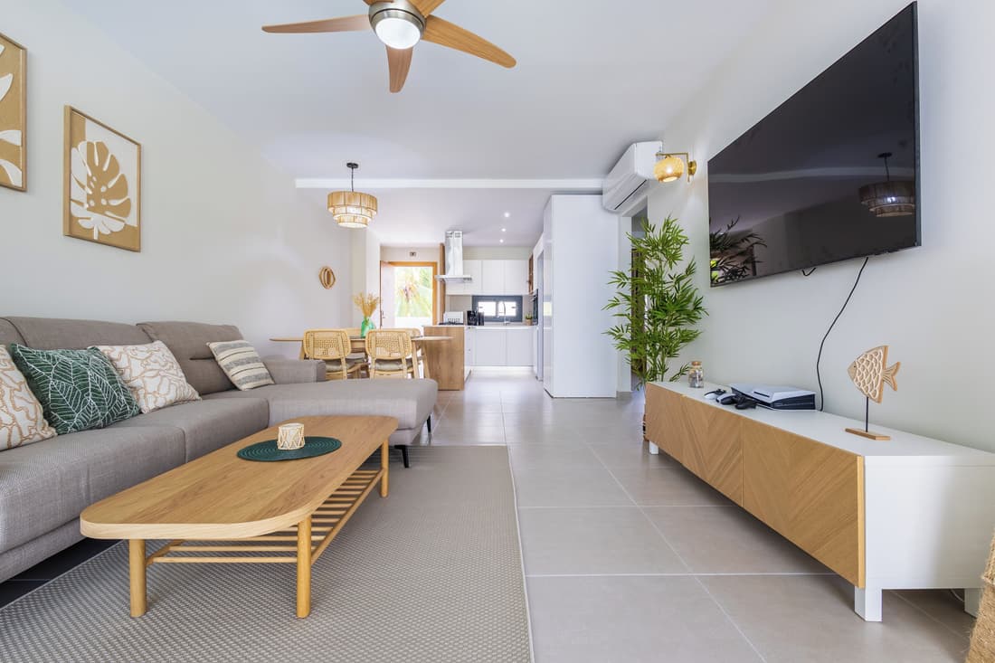 2BR Gardenia Retreat - Picuzzi & Pool