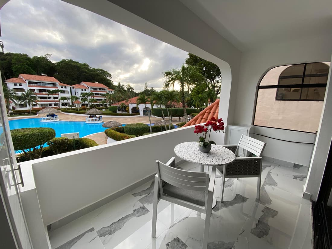 The Sapphire Suite