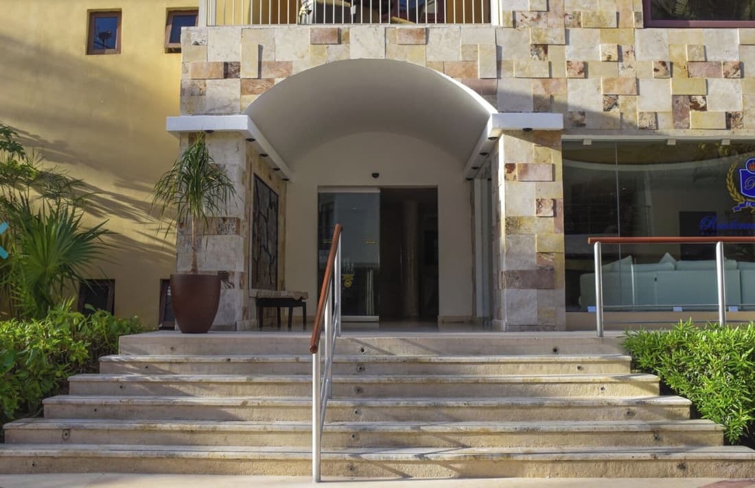 Fully remodeled two-bedroom ocean view condo at ELFARO by DPM