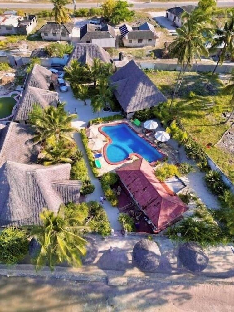 Moayana Liora Zanzibar