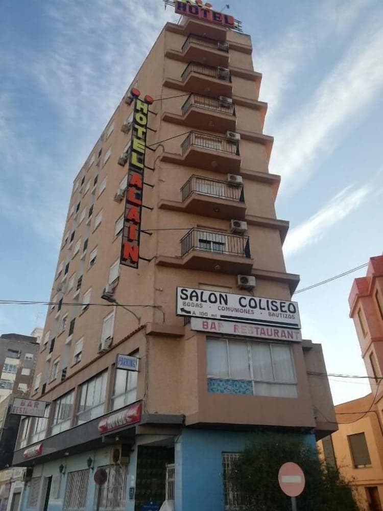 Hotel Alain