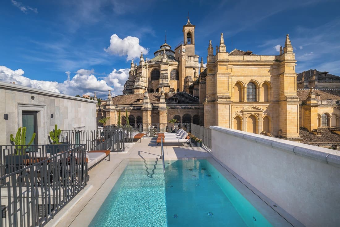 Gran Hotel Claridge Granada - Preferred Hotels & Resorts