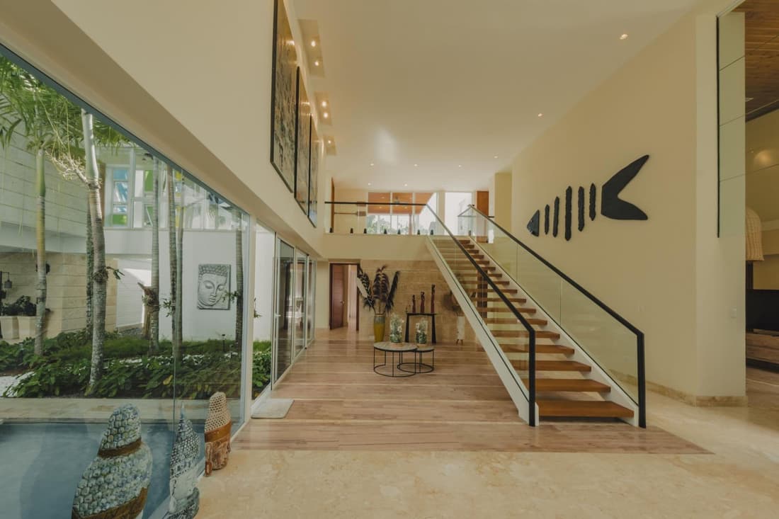 Modern Luxury With Outdoor Movie Theater and Chef Service