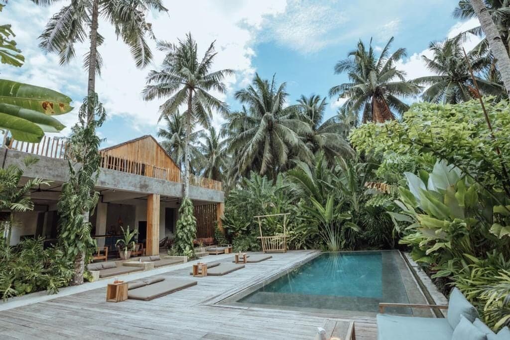 Surfing Temple Boutique Hotel