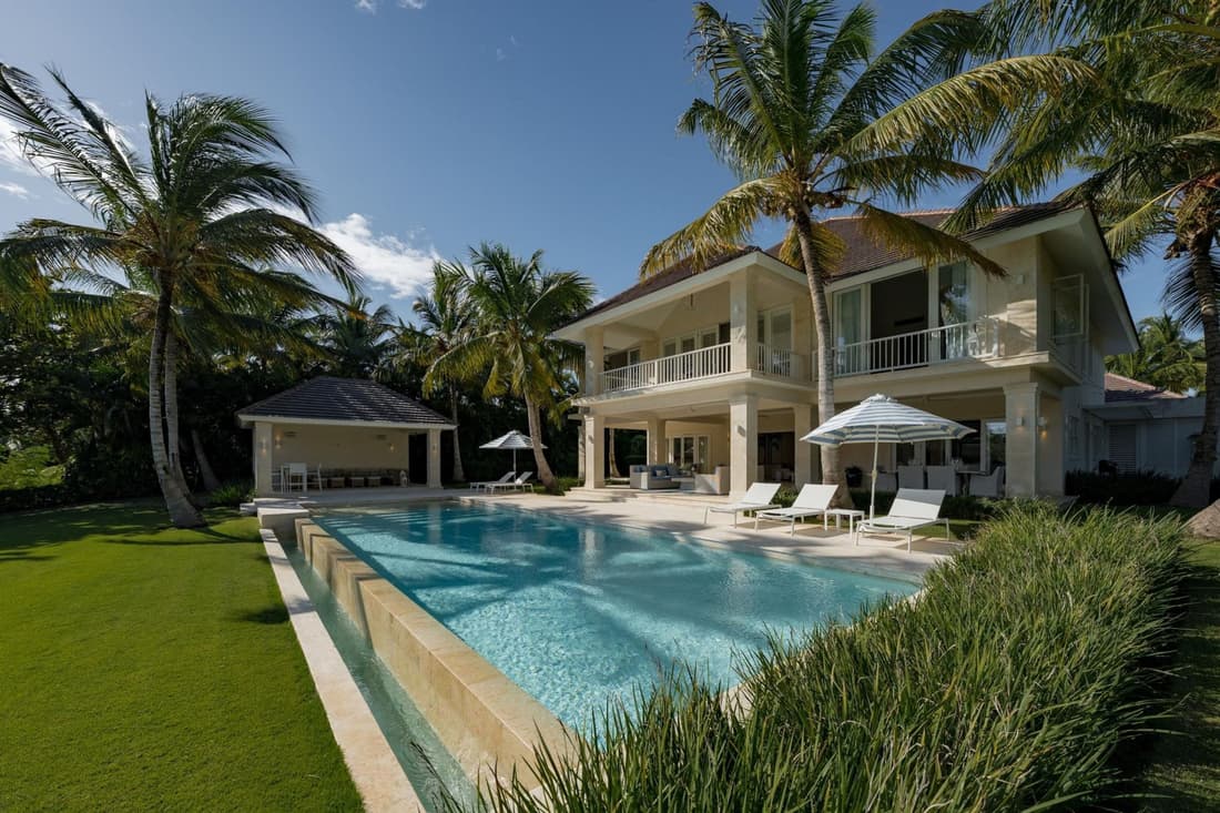 Arrecife 39 - Spacious 5BR Villa Near Beach Golf