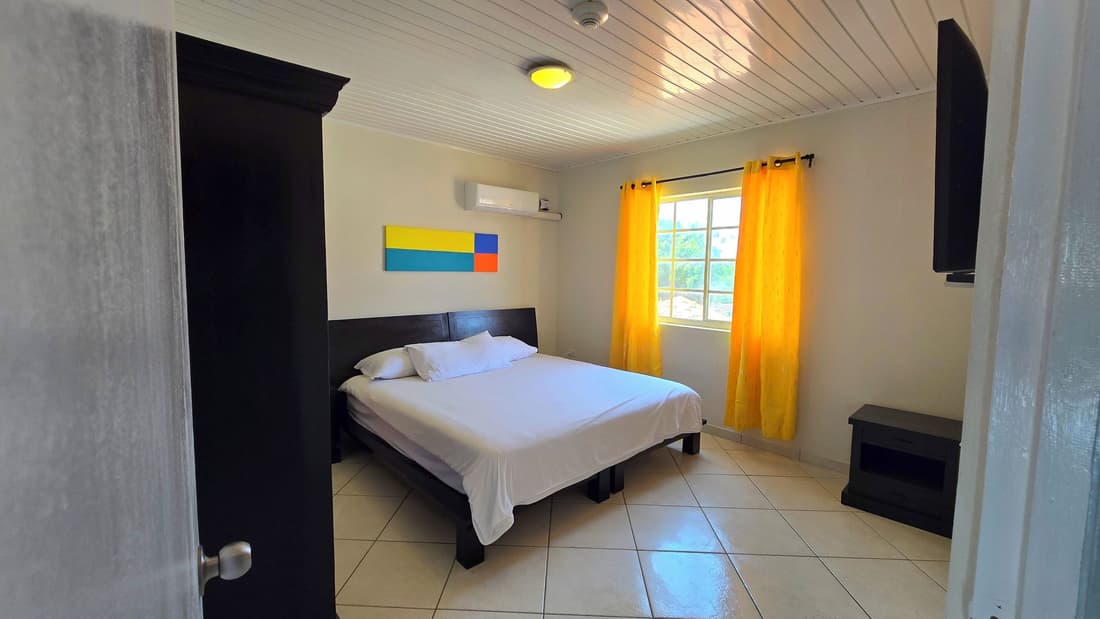 Adorable 1-bedroom Apartment 3 km From Eagle Beach