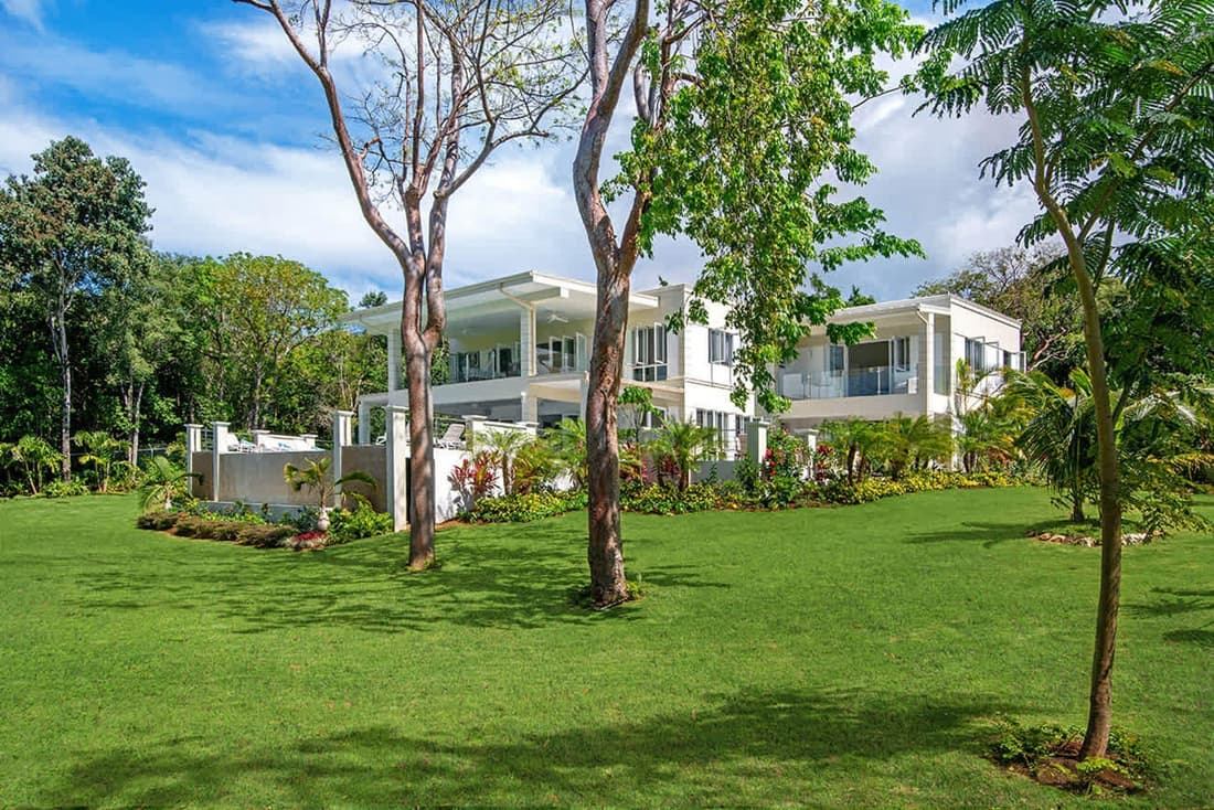 Contemporary 6BR Villa Sea Views Infinity Pool Resort Access
