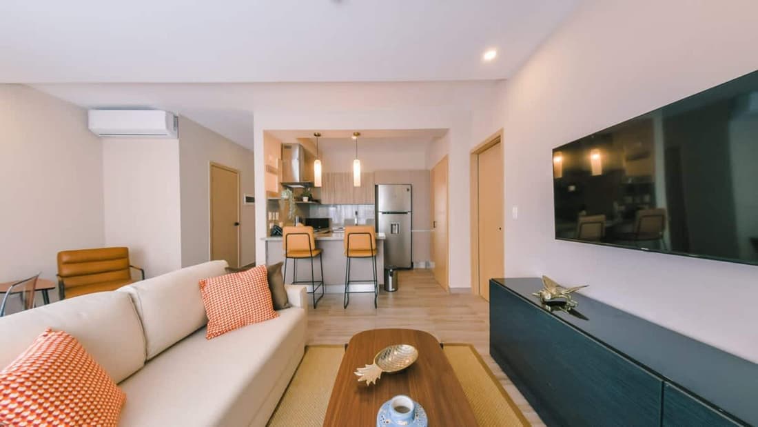 Flat in Regatta Ii 304