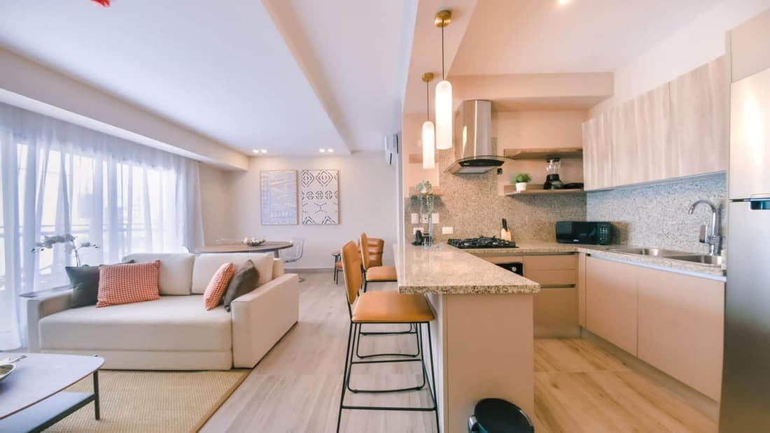 Flat in Regatta Ii 304