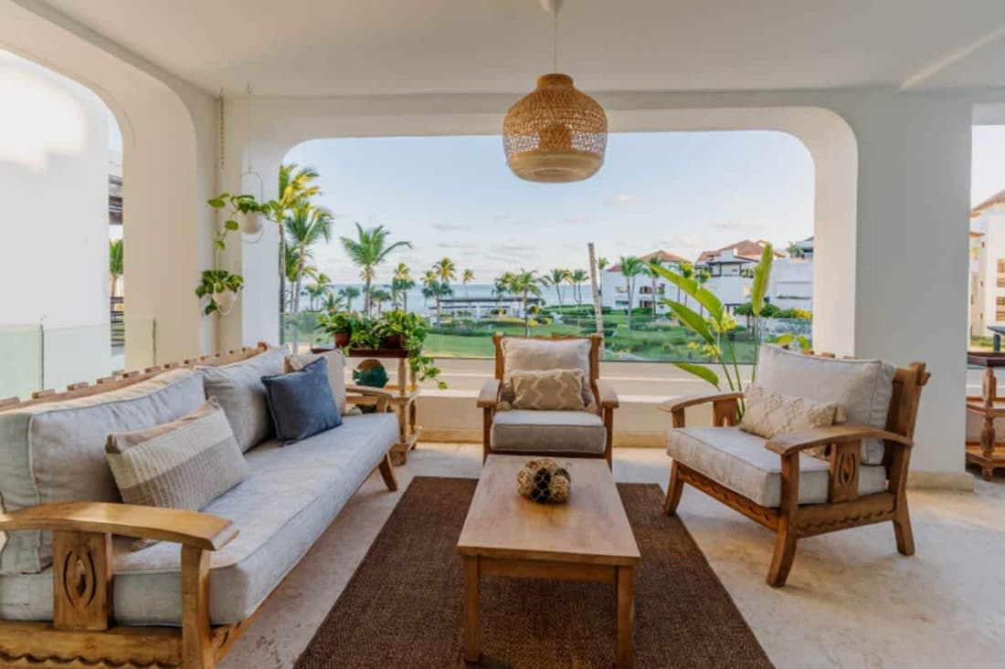 Chic apt With Ocean View at Punta Palmera Bb