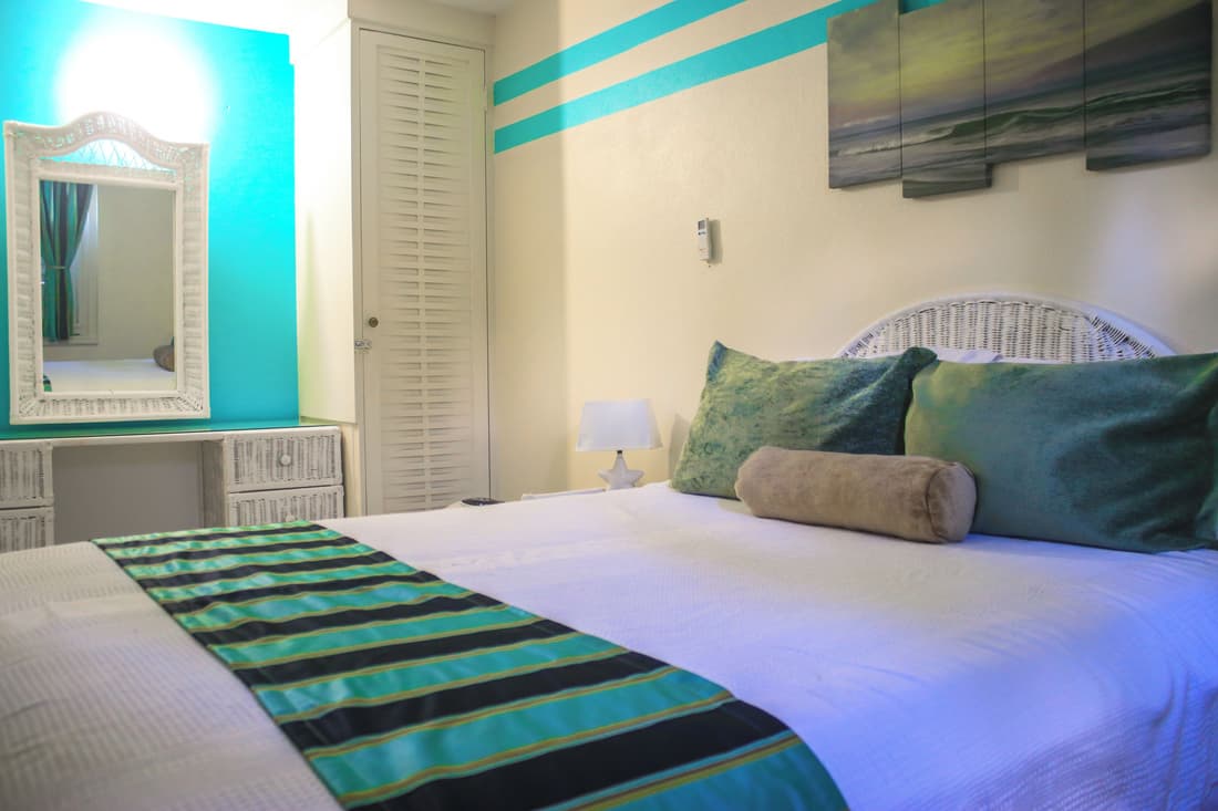 Sandcastles Beach Resort One-bedroom