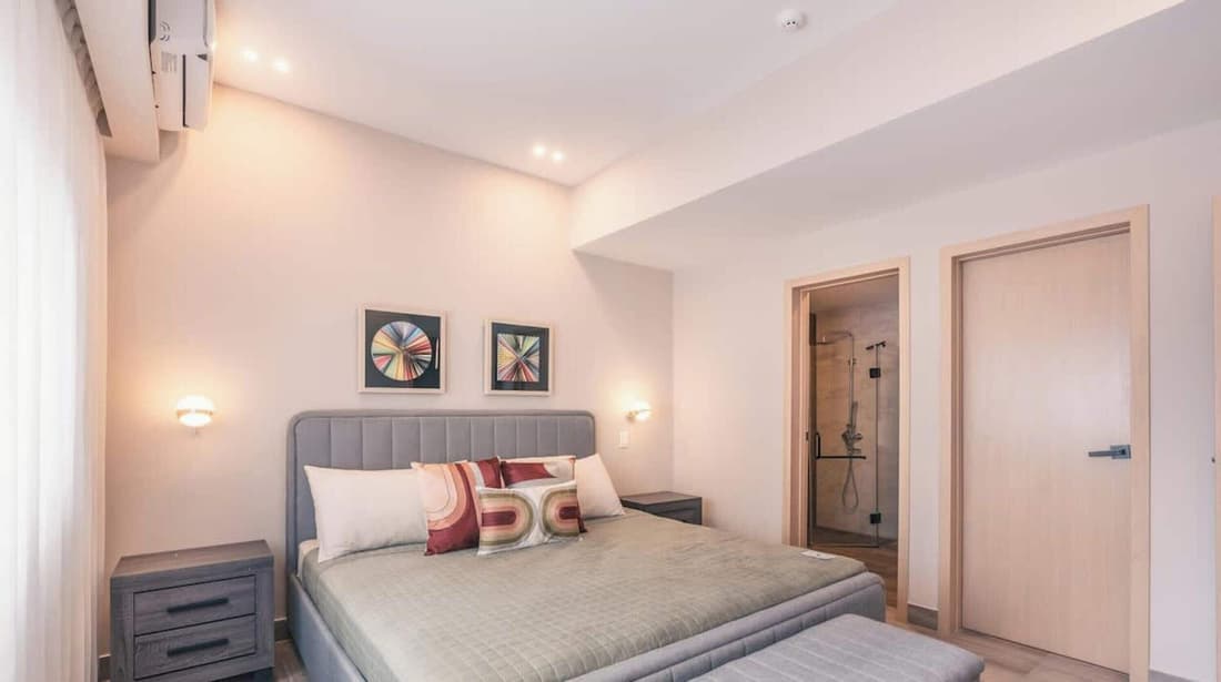 Flat in Regatta Ii 204