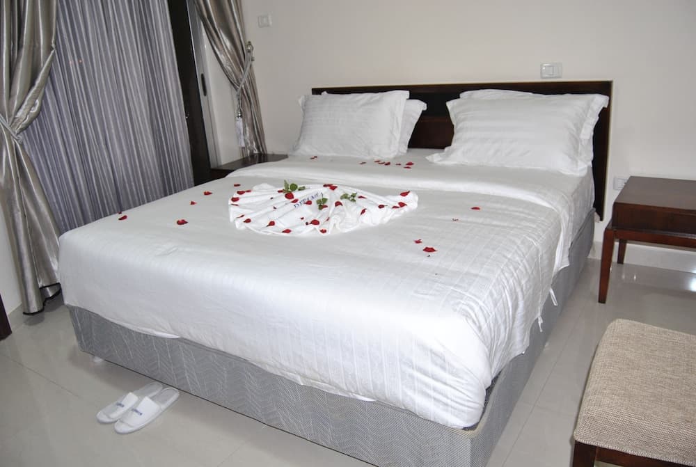 BenMas Hotel