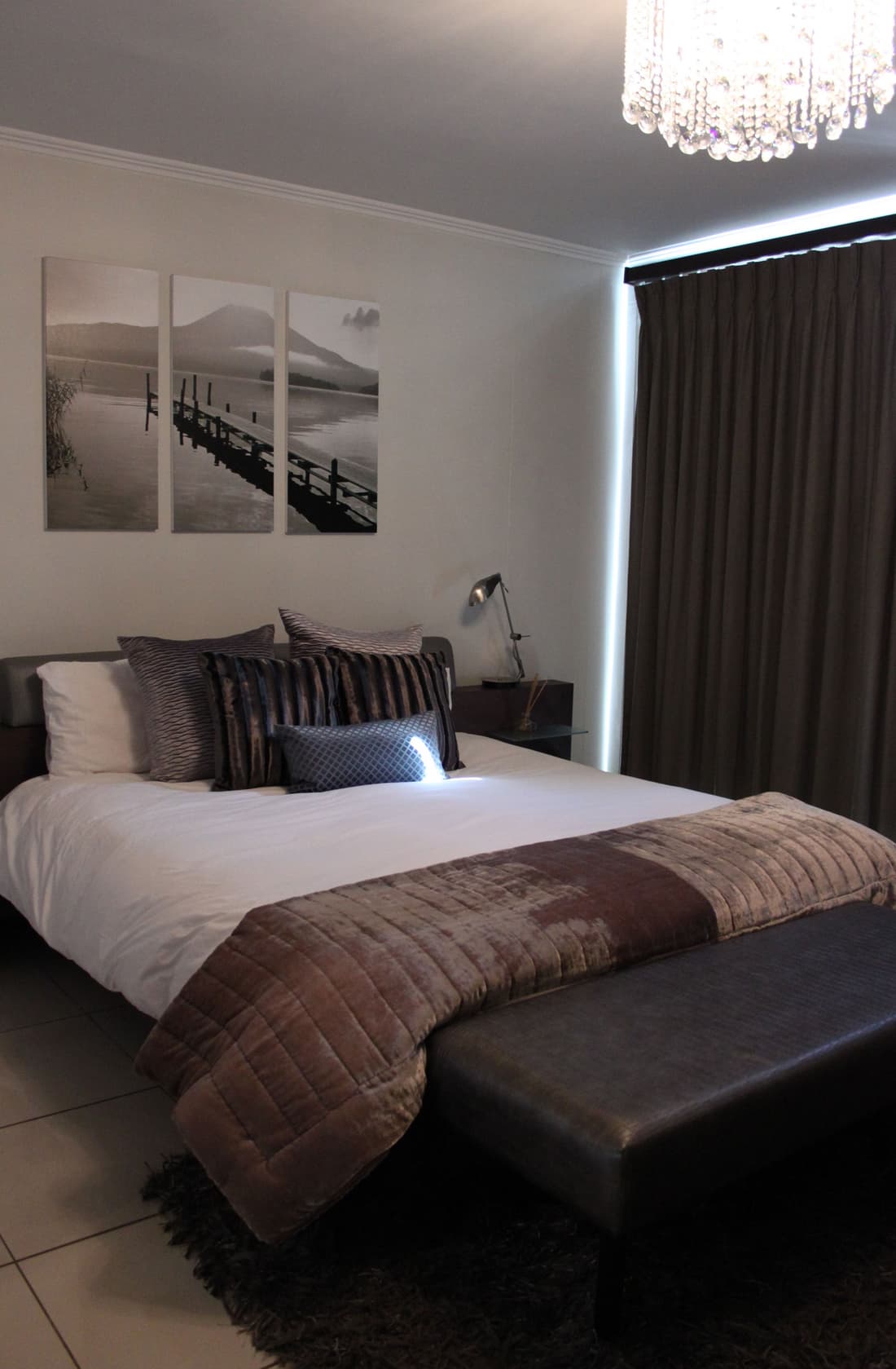 The Nicol Hotel and Apartments