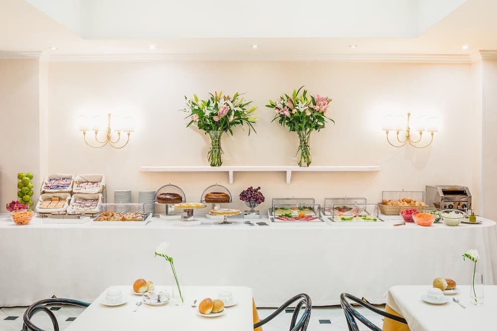 Raeli Hotel Luce