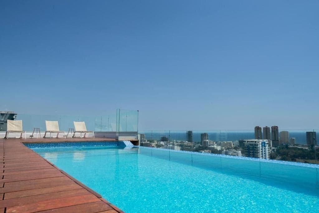 Modern Ocean View 1BR in La Esperilla, Pool, Gym