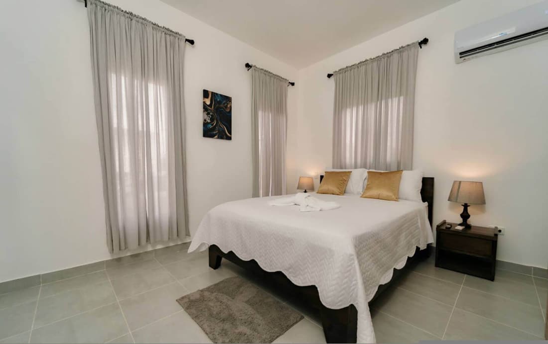 Family Villa w Pool BBQ 5 Min From Macao Beach